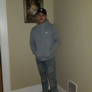 Meet your Posher, Jonathan